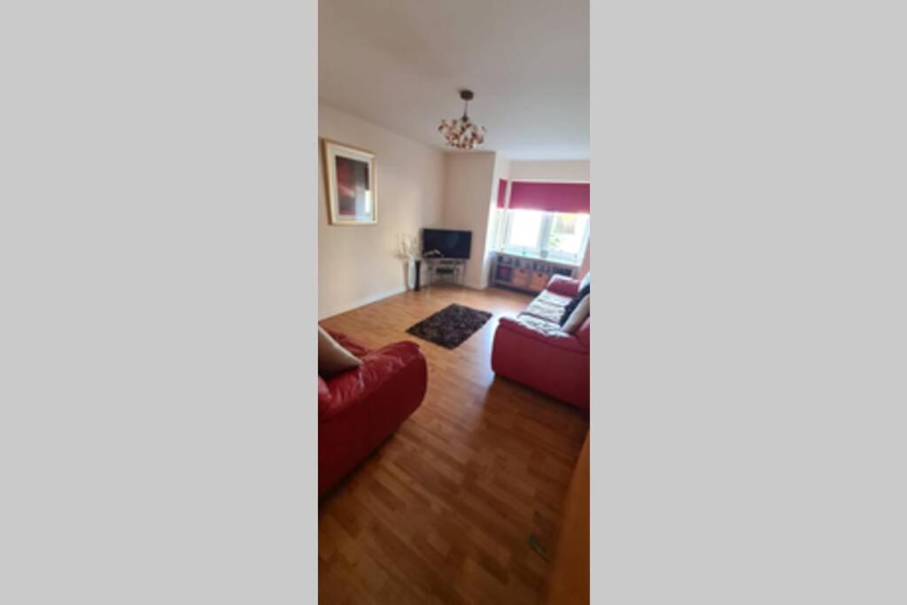 Lovely 2 Bed Apartment Close To Aberdeen Beach! Kültér fotó